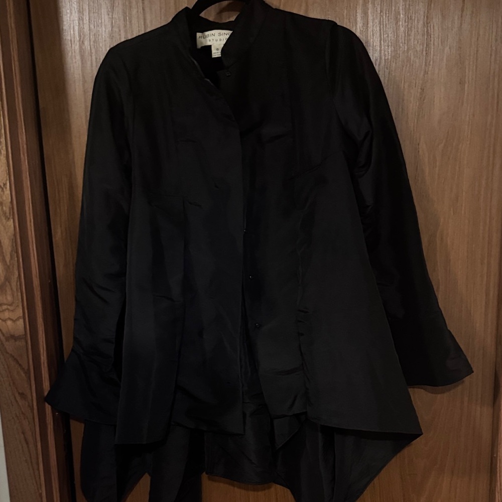 Elegant Black Women's Blouse